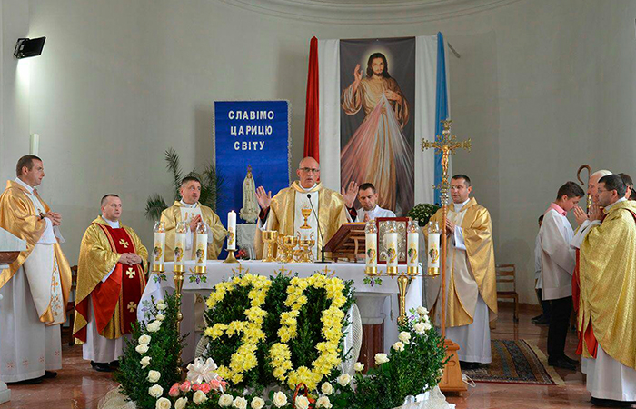 kost olu svyatogo stanislava episkopa i muchenika 30 rokiv