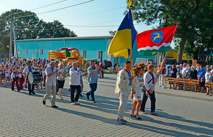 sataniv sviato na chest dnia nezalezhnosti ukrainy