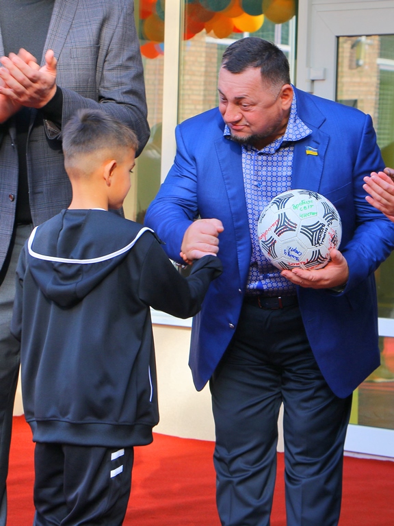 dvi novi sotsialno sportyvni shkoly fondu real madryd vidkryto v ukraini2